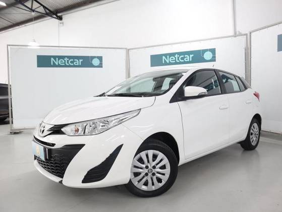 TOYOTA YARIS 1.3 16V FLEX XL LIVE MULTIDRIVE TOYOTA YARIS 1.3 16V FLEX XL LIVE MULTIDRIVE